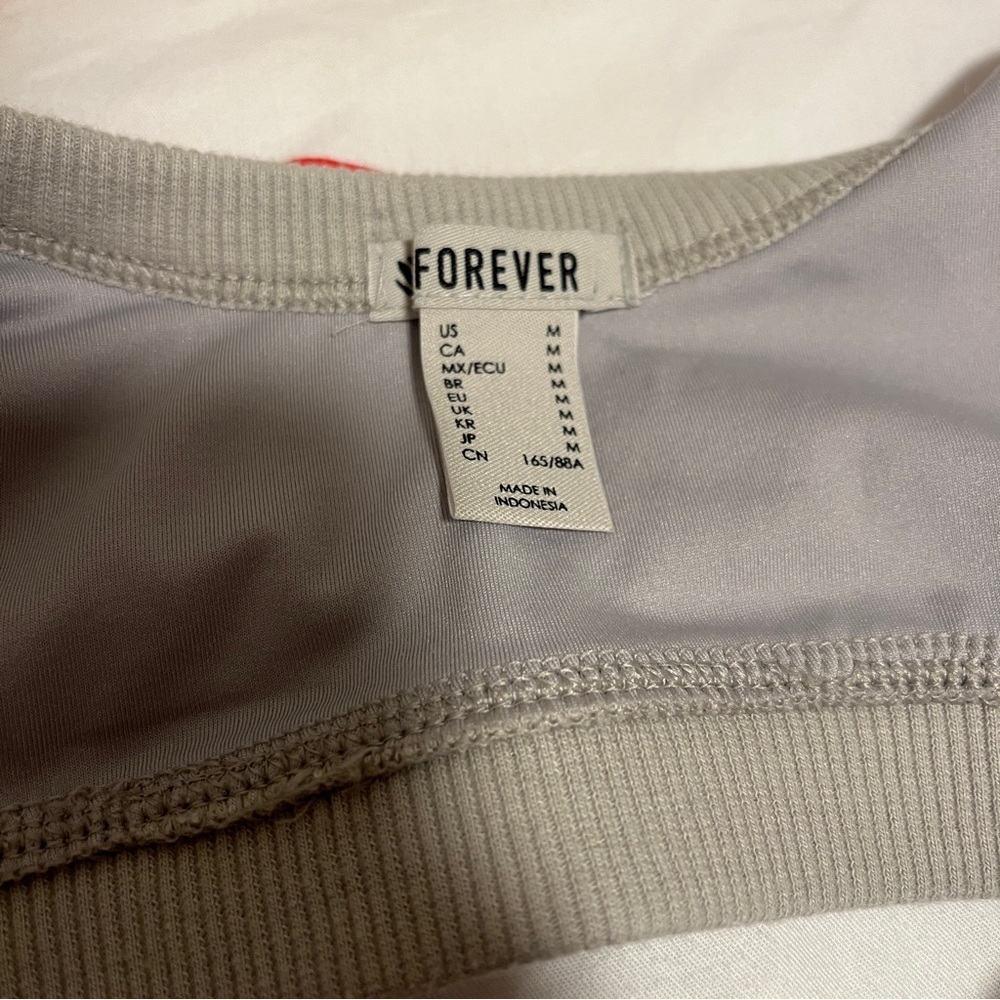 Gray Ribbed Sports Bra - Picture 3 of 3